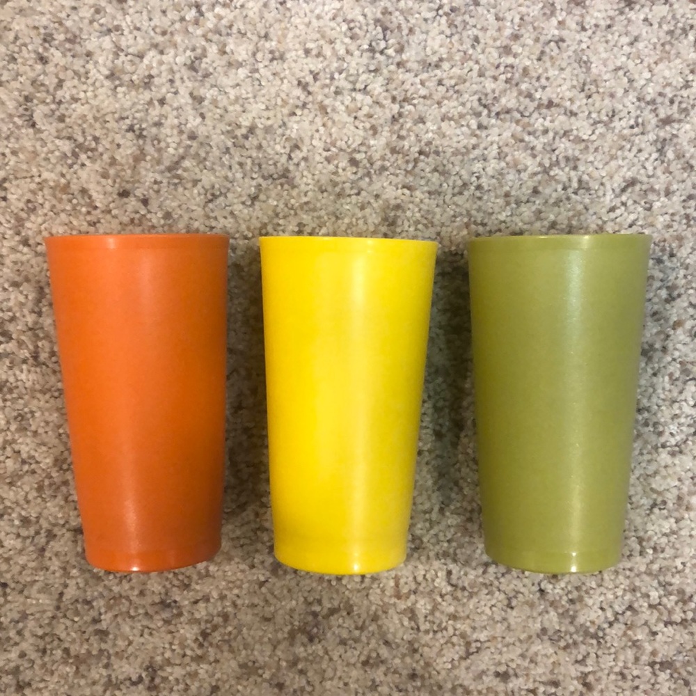 Tupperware plastic tumblers